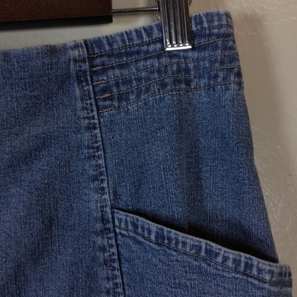 Christopher & Banks Denim Pencil with 2 Pockets Skirt Women's Size 10 - Picture 8 of 10